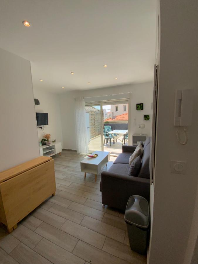 Sunny - Magnan, Tramway-proche Aeroport Apartment
